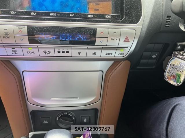 Toyota LAND CRUISER PRADO 2021-07 7902814-24