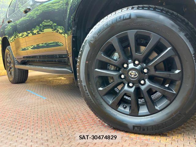 Toyota LAND CRUISER PRADO 2023-06 7902811-13