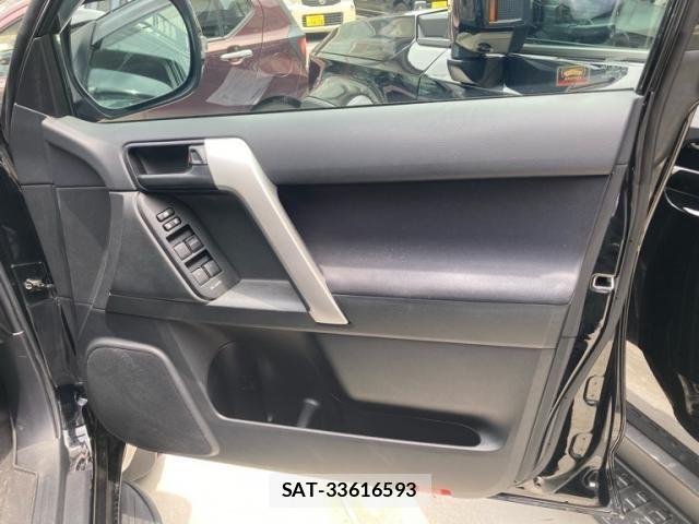 Toyota LAND CRUISER PRADO 2021-03 7902813-11