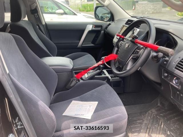 Toyota LAND CRUISER PRADO 2021-03 7902813-12