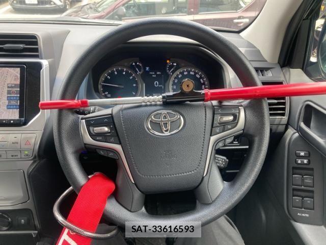 Toyota LAND CRUISER PRADO 2021-03 7902813-15
