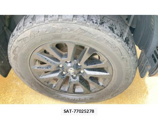 Toyota LAND CRUISER PRADO 2021-10 7902809-12