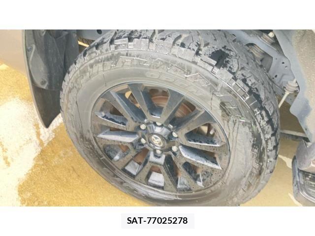 Toyota LAND CRUISER PRADO 2021-10 7902809-13