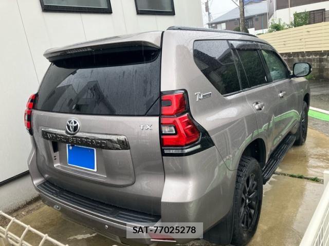Toyota LAND CRUISER PRADO 2021-10 7902809-1