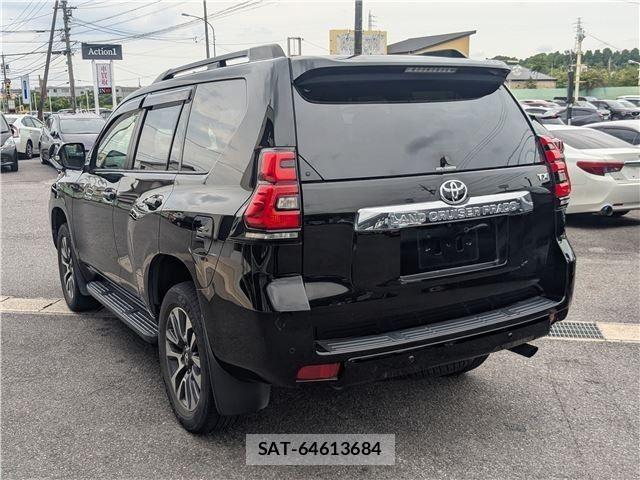 Toyota LAND CRUISER PRADO 2022-11 7902812-1