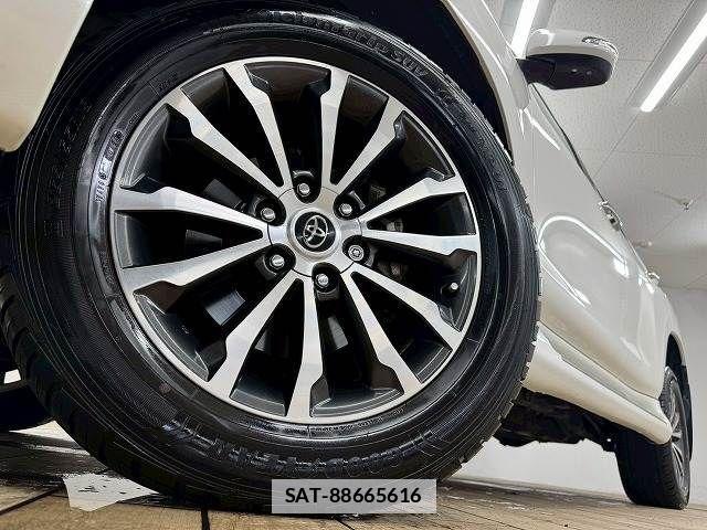 Toyota LAND CRUISER PRADO 2018-01 7962303-19