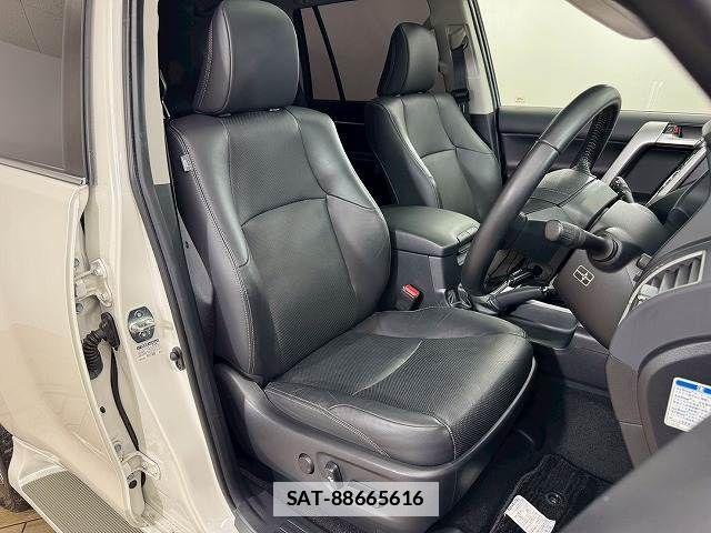 Toyota LAND CRUISER PRADO 2018-01 7962303-4