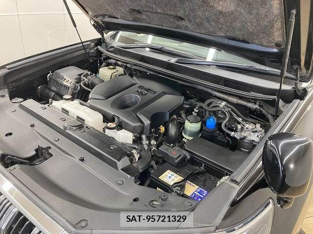 Toyota LAND CRUISER PRADO 2021-09 7962307-13