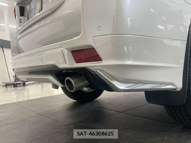 Toyota LAND CRUISER PRADO 2020-04 7962295-12