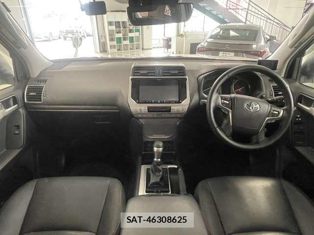 Toyota LAND CRUISER PRADO 2020-04 7962295-14