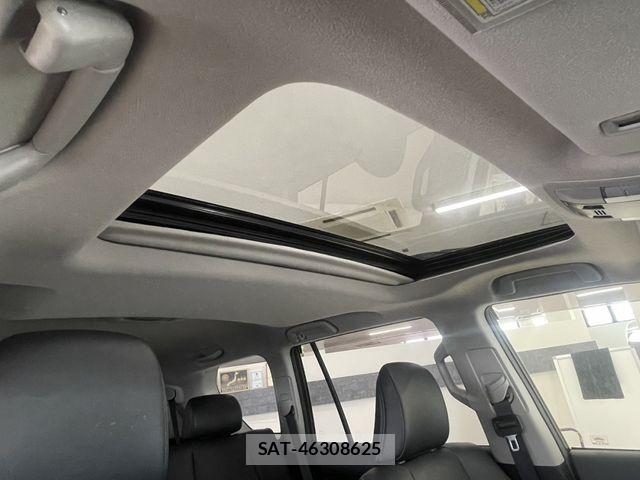 Toyota LAND CRUISER PRADO 2020-04 7962295-21