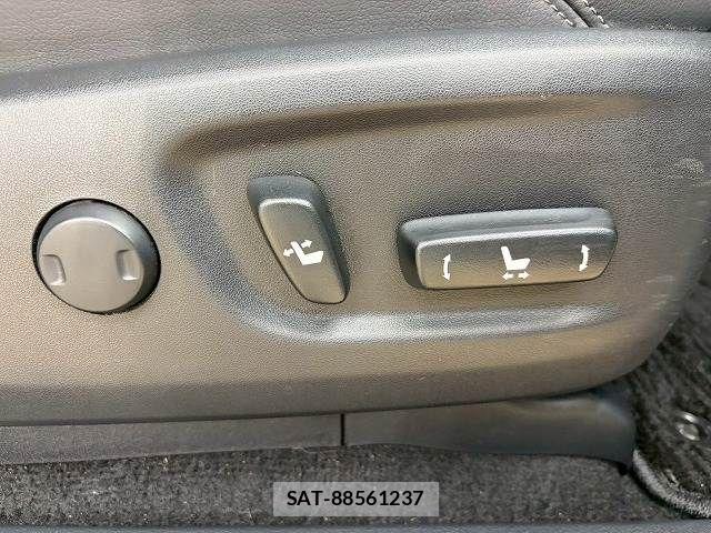 Toyota LAND CRUISER PRADO 2018-03 7962309-9