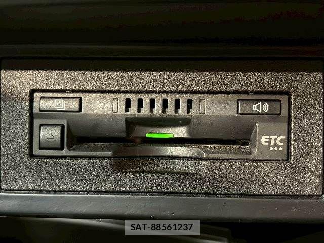 Toyota LAND CRUISER PRADO 2018-03 7962309-11