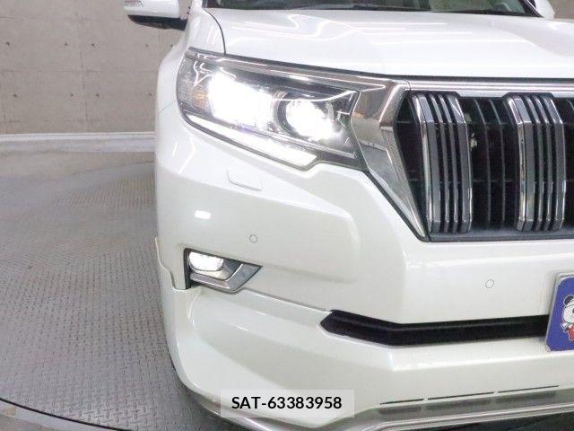 Toyota LAND CRUISER PRADO 2017-10 7979679-27