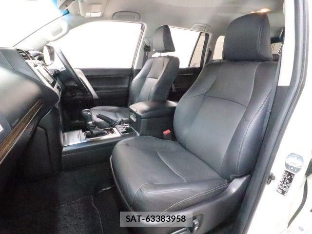 Toyota LAND CRUISER PRADO 2017-10 7979679-6