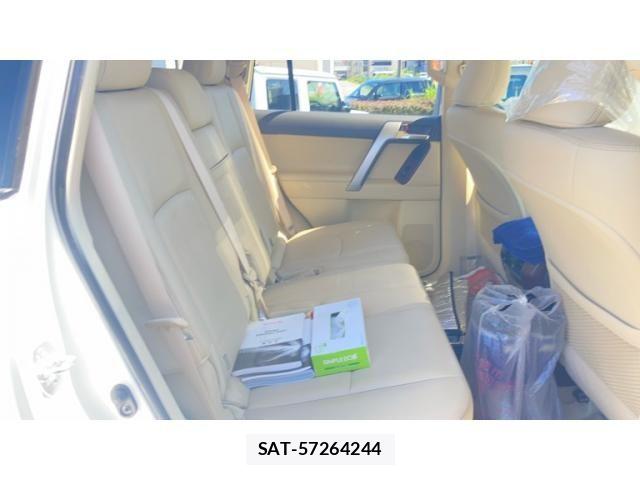Toyota LAND CRUISER PRADO 2015-06 7979681-19