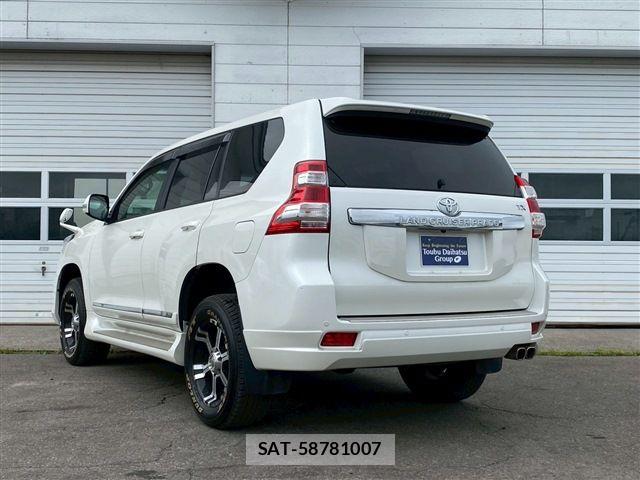 Toyota LAND CRUISER PRADO 2017-02 7979682-6