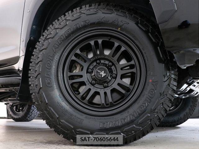 Toyota LAND CRUISER PRADO 2020-01 7979670-12