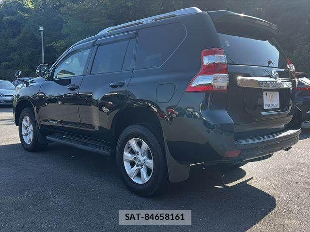 Toyota LAND CRUISER PRADO 2015-06 7979680-18