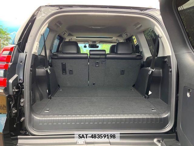 Toyota LAND CRUISER PRADO 2024-02 7979669-9