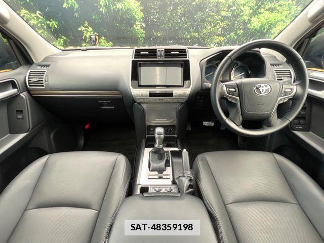 Toyota LAND CRUISER PRADO 2024-02 7979669-1
