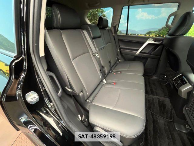 Toyota LAND CRUISER PRADO 2024-02 7979669-7