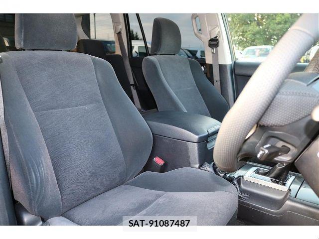 Toyota LAND CRUISER PRADO 2016-01 7979683-13