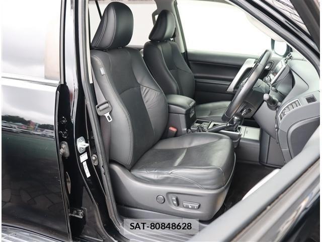 Toyota LAND CRUISER PRADO 2019-08 8036258-13