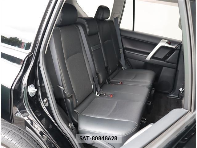Toyota LAND CRUISER PRADO 2019-08 8036258-14