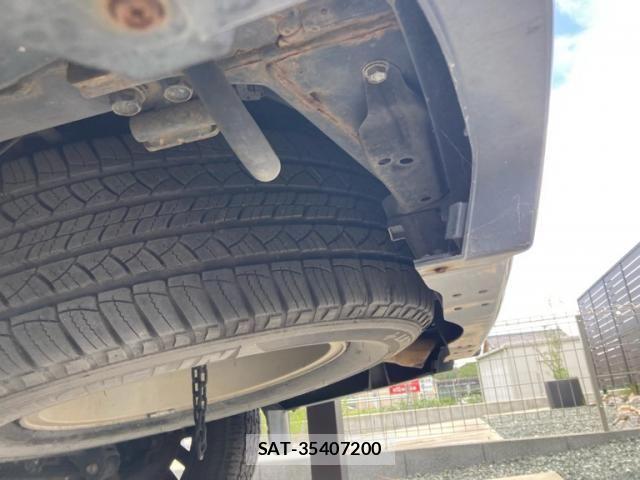 Toyota LAND CRUISER PRADO 2015-08 8036292-9