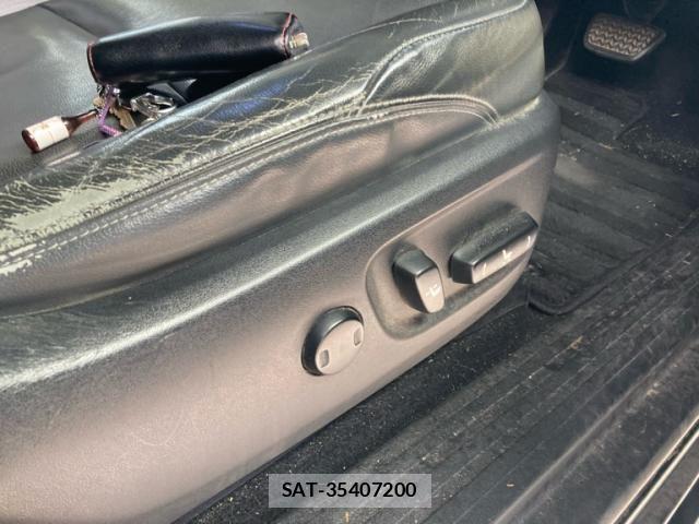 Toyota LAND CRUISER PRADO 2015-08 8036292-13