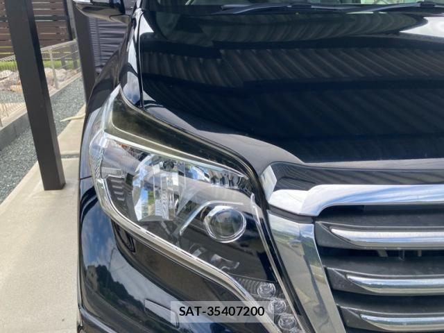 Toyota LAND CRUISER PRADO 2015-08 8036292-6
