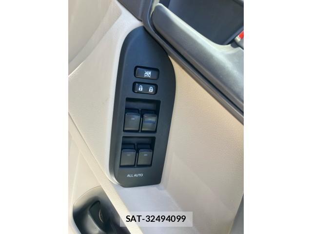 Toyota LAND CRUISER PRADO 2017-10 8036286-13