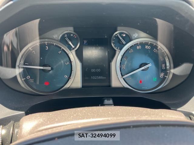 Toyota LAND CRUISER PRADO 2017-10 8036286-26