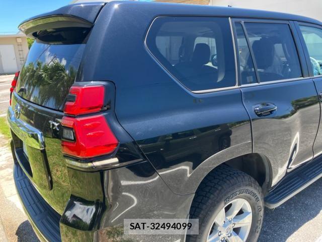 Toyota LAND CRUISER PRADO 2017-10 8036286-6