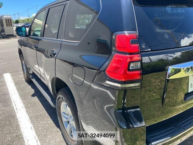 Toyota LAND CRUISER PRADO 2017-10 8036286-7