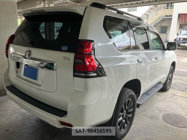 Toyota LAND CRUISER PRADO 2019-12 8036280-3
