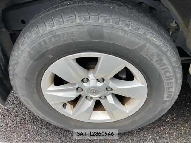 Toyota LAND CRUISER PRADO 2022-03 8036277-9