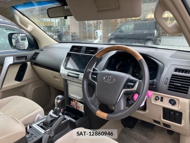 Toyota LAND CRUISER PRADO 2022-03 8036277-14
