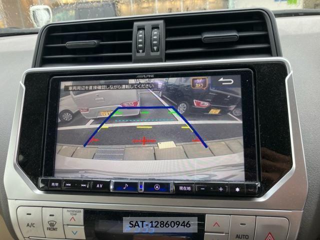 Toyota LAND CRUISER PRADO 2022-03 8036277-28