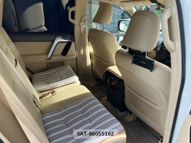 Toyota LAND CRUISER PRADO 2015-12 8036287-9