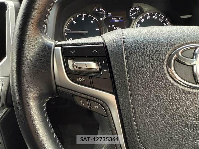 Toyota LAND CRUISER PRADO 2018-05 8036273-21