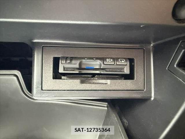Toyota LAND CRUISER PRADO 2018-05 8036273-28
