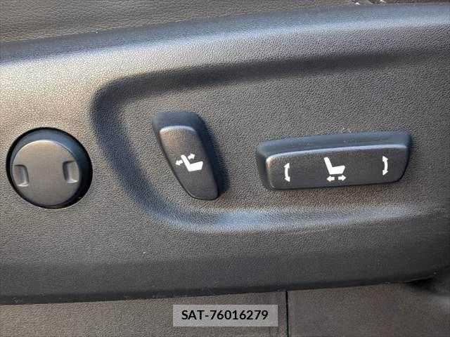 Toyota LAND CRUISER PRADO 2016-03 8036288-9