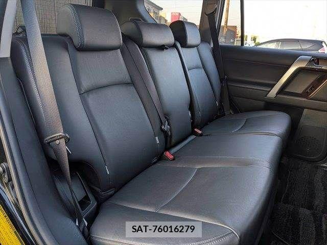 Toyota LAND CRUISER PRADO 2016-03 8036288-11