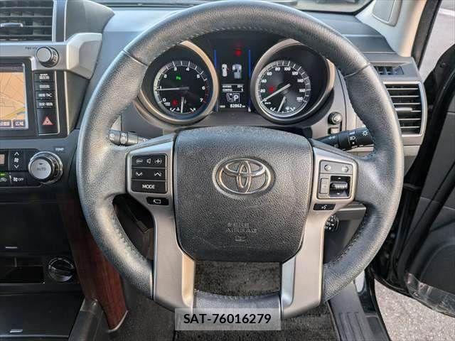 Toyota LAND CRUISER PRADO 2016-03 8036288-13