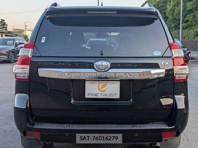 Toyota LAND CRUISER PRADO 2016-03 8036288-21