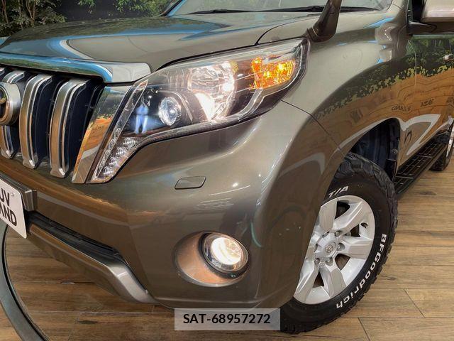 Toyota LAND CRUISER PRADO 2015-08 8036282-12
