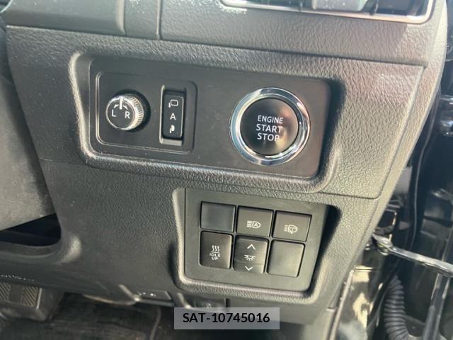 Toyota LAND CRUISER PRADO 2018-04 8074243-10