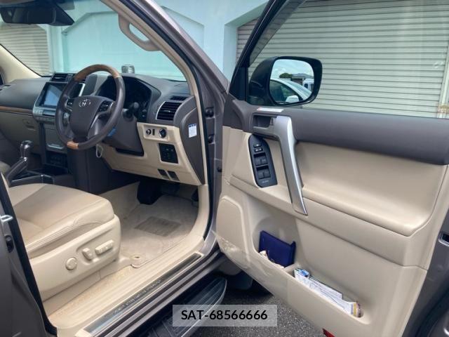 Toyota LAND CRUISER PRADO 2021-02 8074236-8